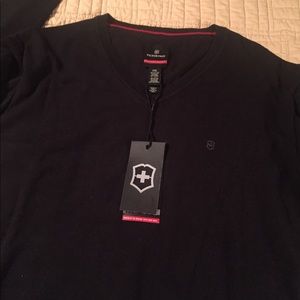 Men’s Victorinox sweater XXL